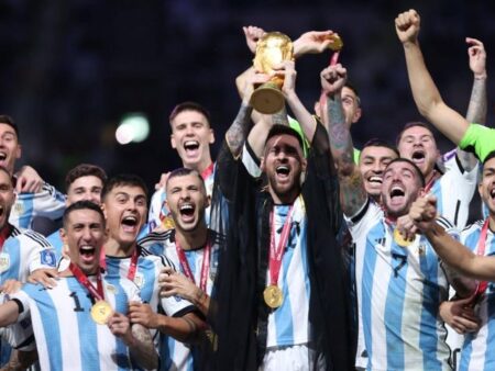 Messi cùng Argentina trở thành nhà vô địch thế giới mới